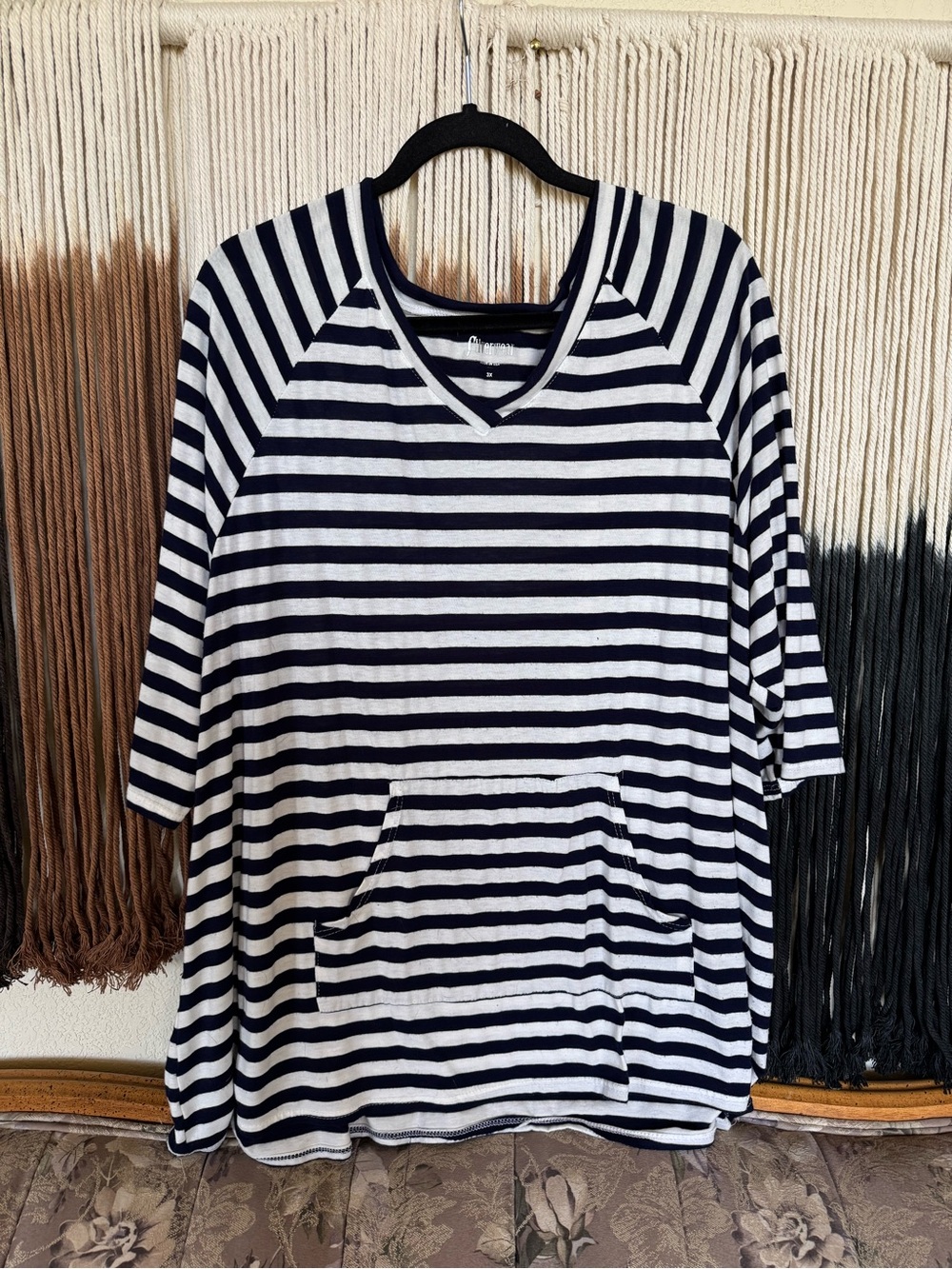 Navy blue and white Silverwear striped 3/4 sleeve top; excellent condition